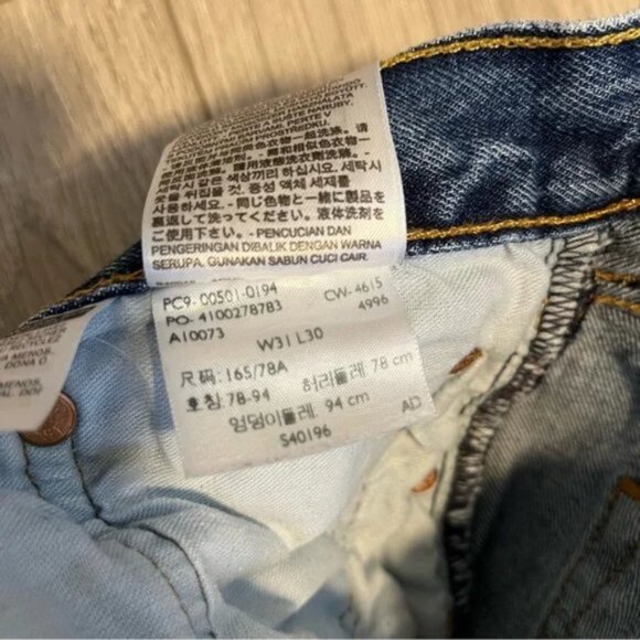 Levi’s straight leg high rise jeans light wash size 31 W - Picture 5 of 15